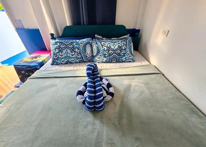 B'lu Bamboo Hotel